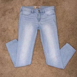 Size 5 Short Hollister Jean Jegging